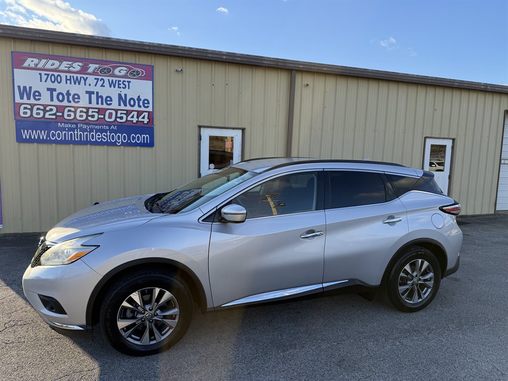 2016 Nissan Murano SV's photo